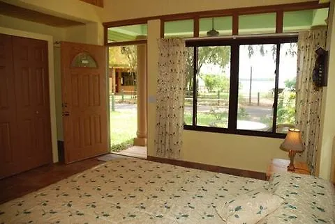 酒店 Rhodes Beach Resort Negril Orange Bay