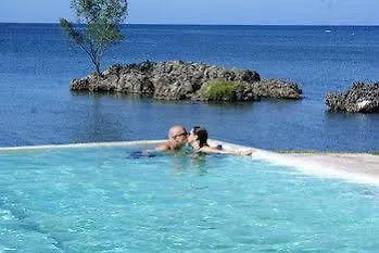 Rhodes Beach Resort Negril Orange Bay 牙买加